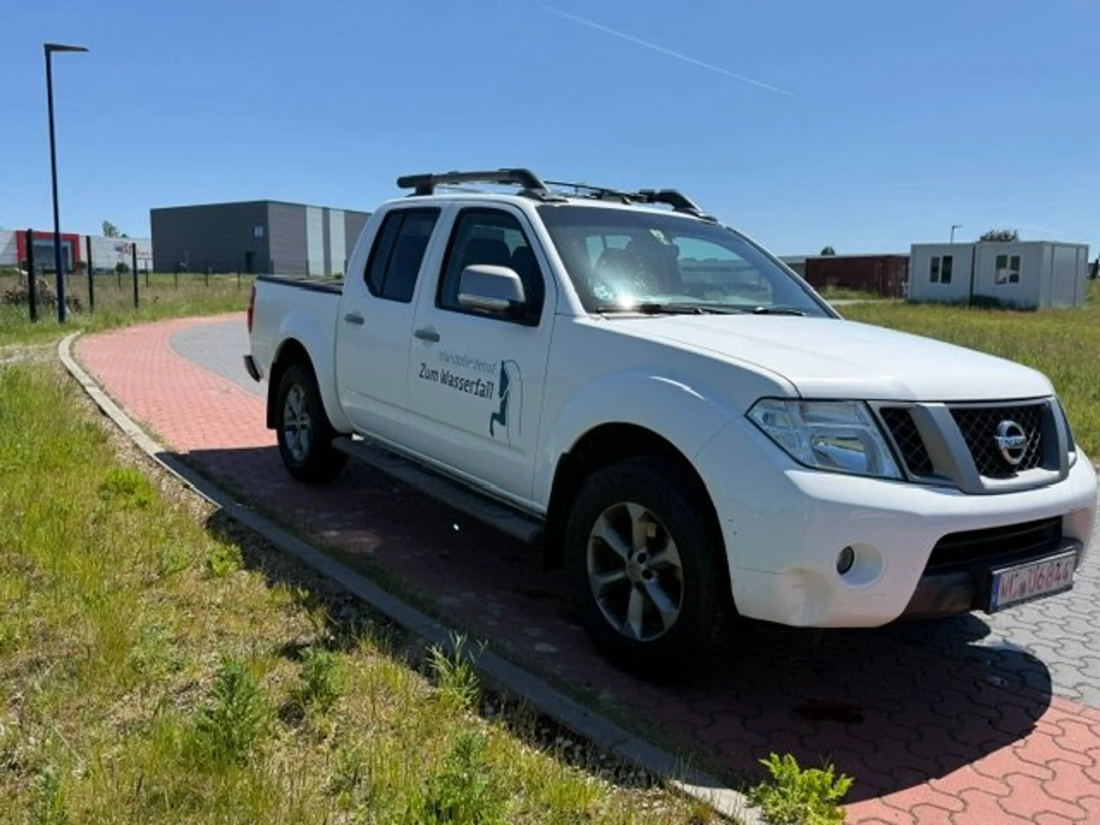 Nissan Navara Double Cab PLATINUM EVO 4X4 — photo 9