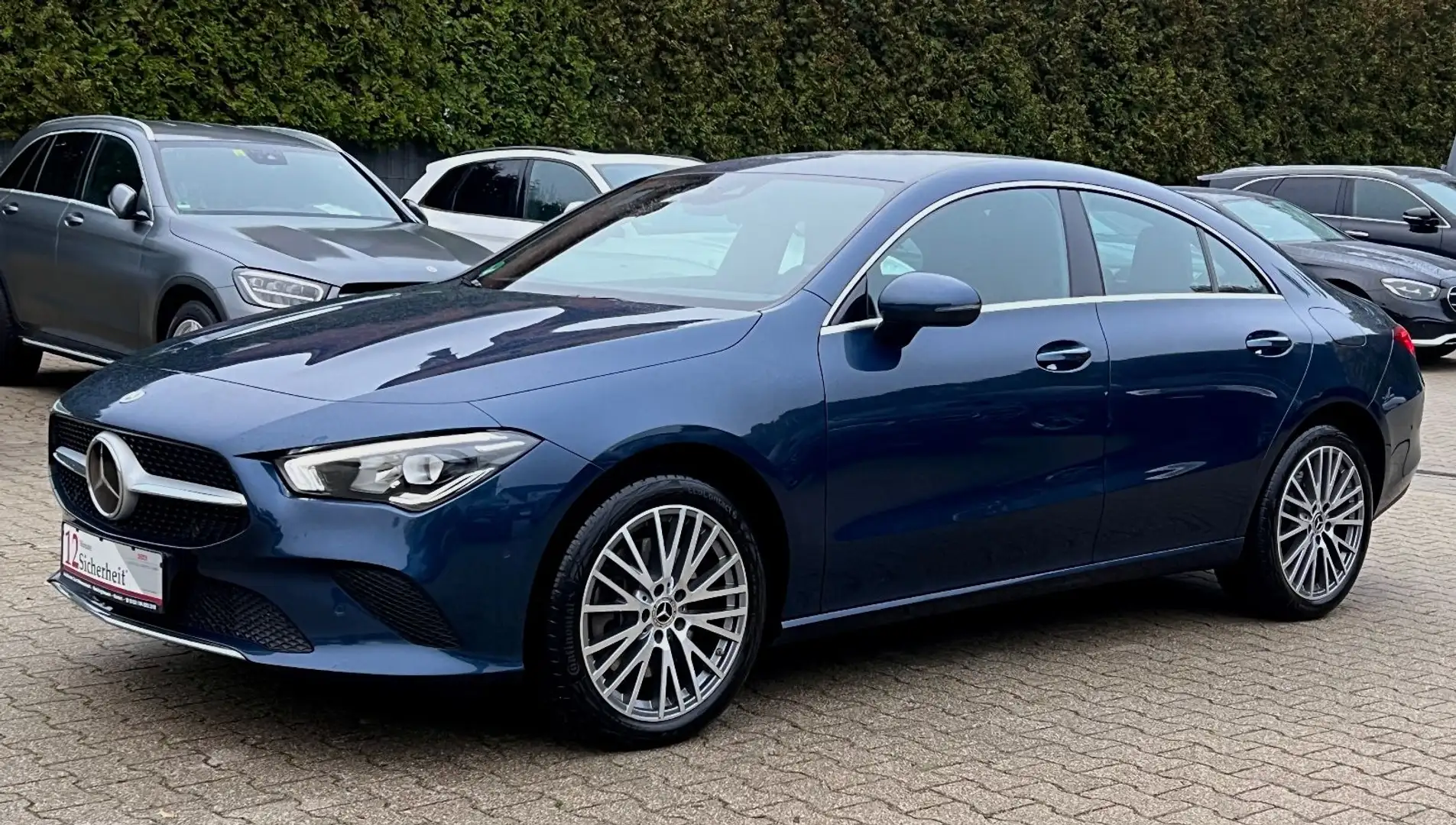 Mercedes-Benz CLA 250 E Coupe 8G-DCT-1.HAND-WIDESCREEN-R.CAM- Bleu - 2