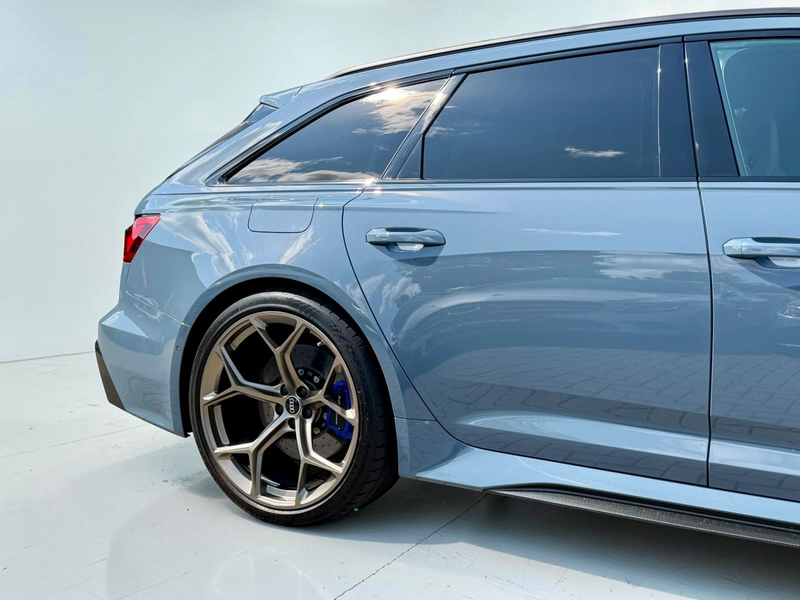 Audi RS6 Avant performance*B&O*PANO*CARBON*VOLLVOLL — photo 7