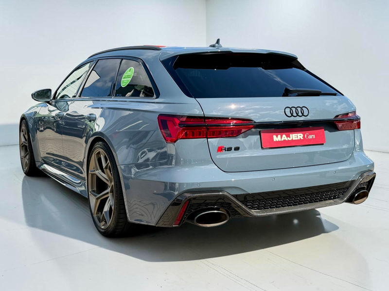 Audi RS6 Avant performance*B&O*PANO*CARBON*VOLLVOLL — photo 11