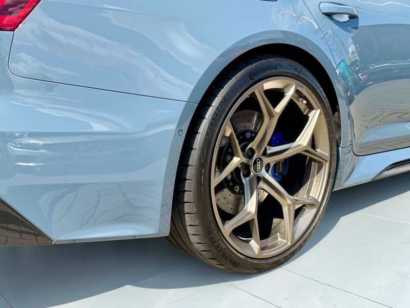 Audi RS6 Avant performance*B&O*PANO*CARBON*VOLLVOLL — photo 8
