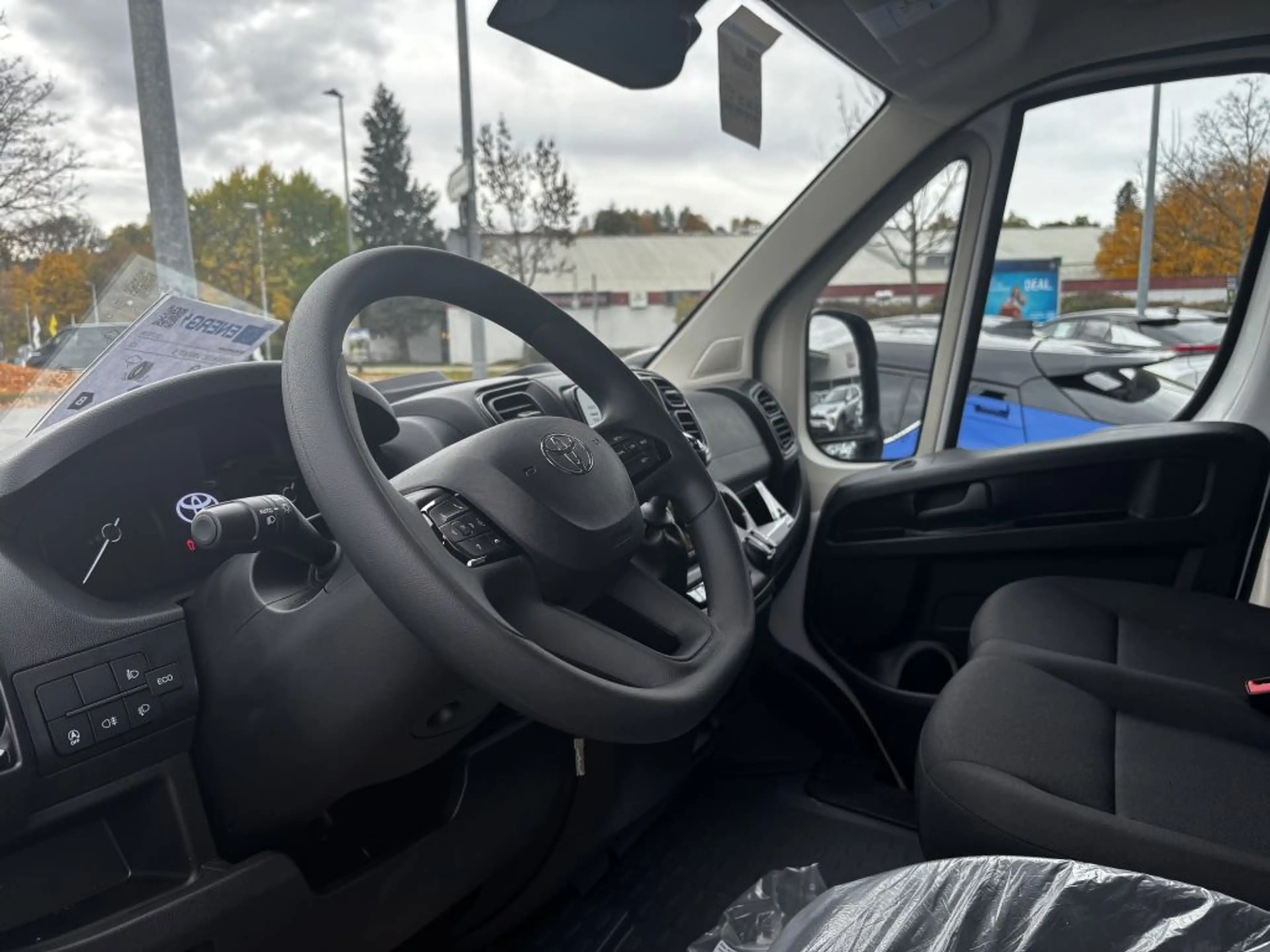 Toyota Proace Max 2.2-l-D 35 L3H2 Meister — photo 7