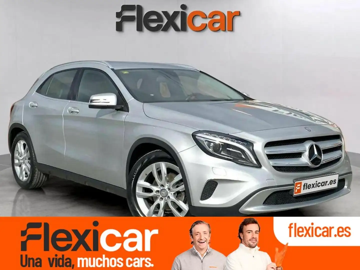Mercedes-Benz GLA 180 Urban Amarillo - 1