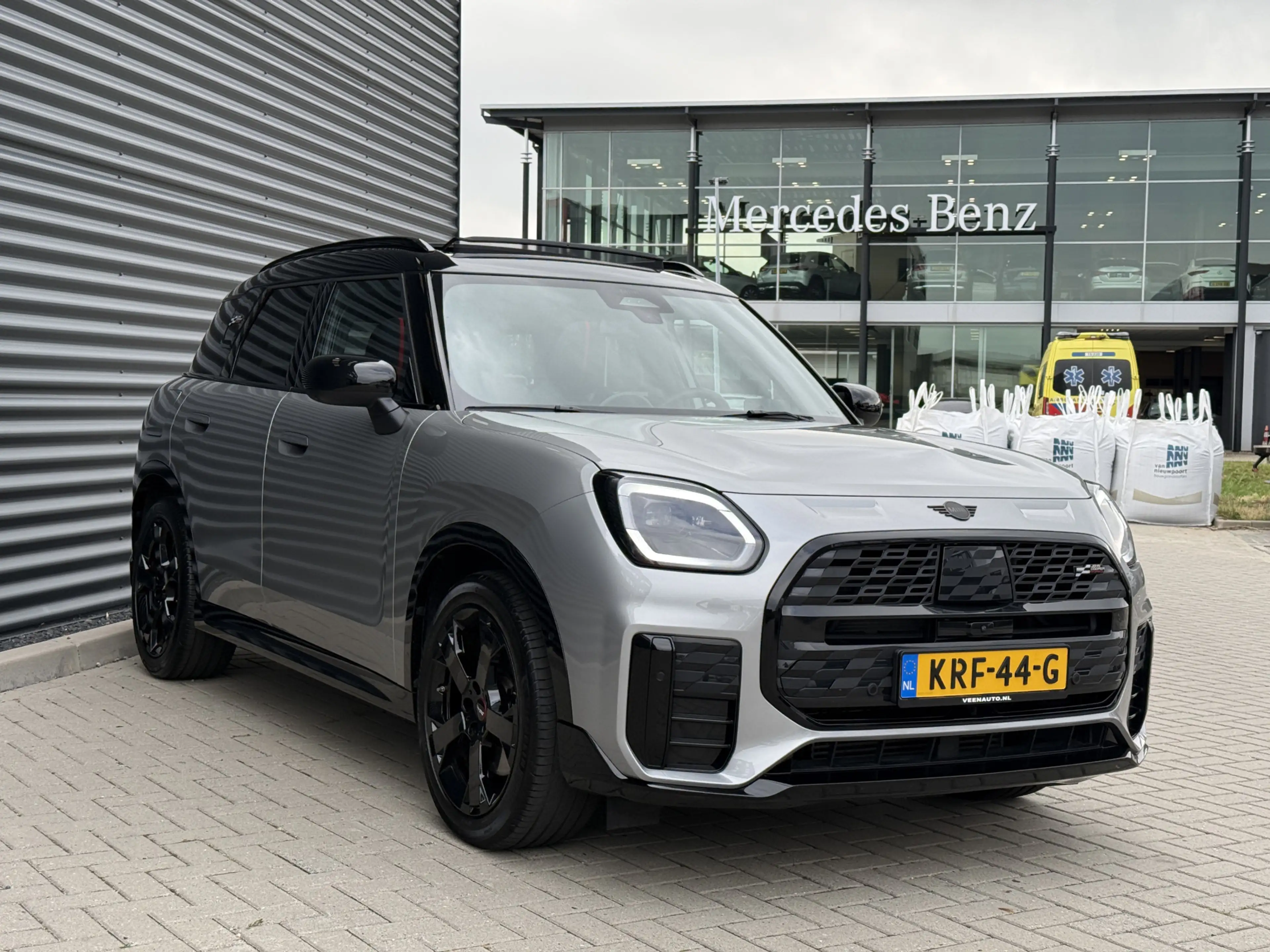 MINI John Cooper Works Countryman 1.5 C L Pano/H&K/Leder — photo 3