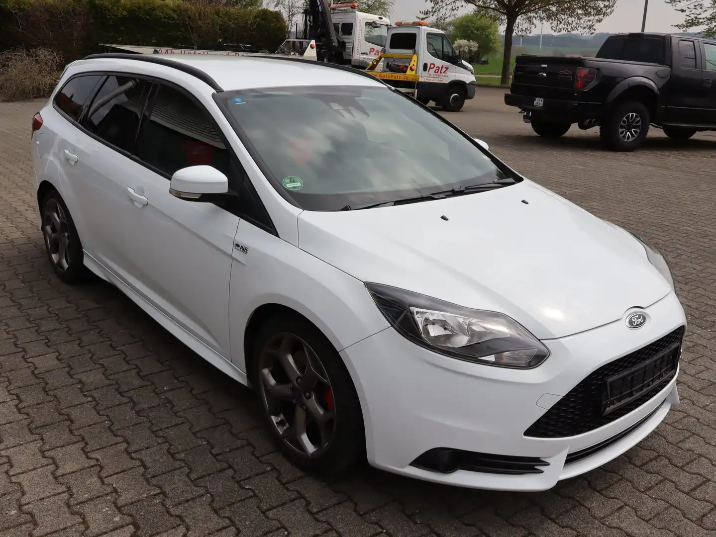 Ford Focus Turnier 2.0 EcoBoost ST Weiß - 2