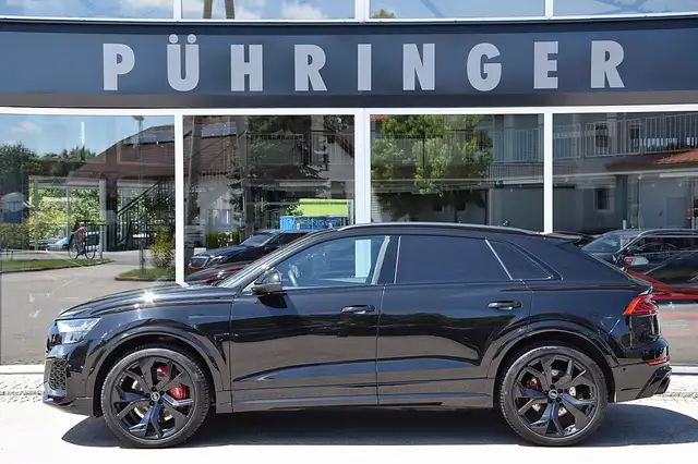Audi Q8 main image