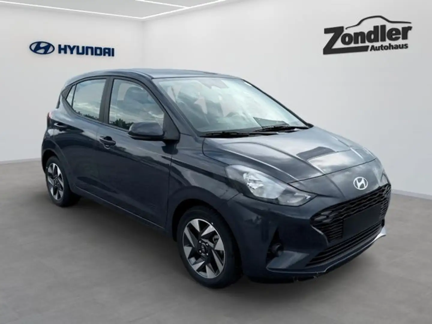 Hyundai i10 1.2 Trend Navi Digitales Cockpit Apple CarPlay And Gris - 2