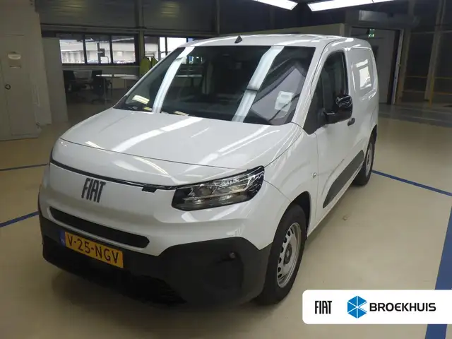 Fiat E-Doblo 50 kWH 136pk | Airconditioning handmatig | Central