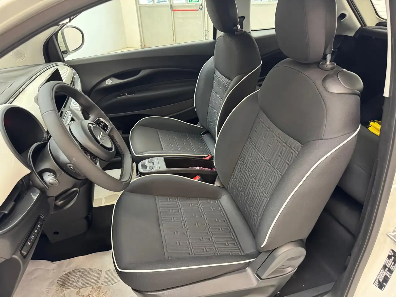 Fiat 500 23,65 kWh 13