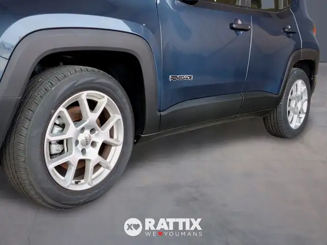 Jeep Renegade view 4