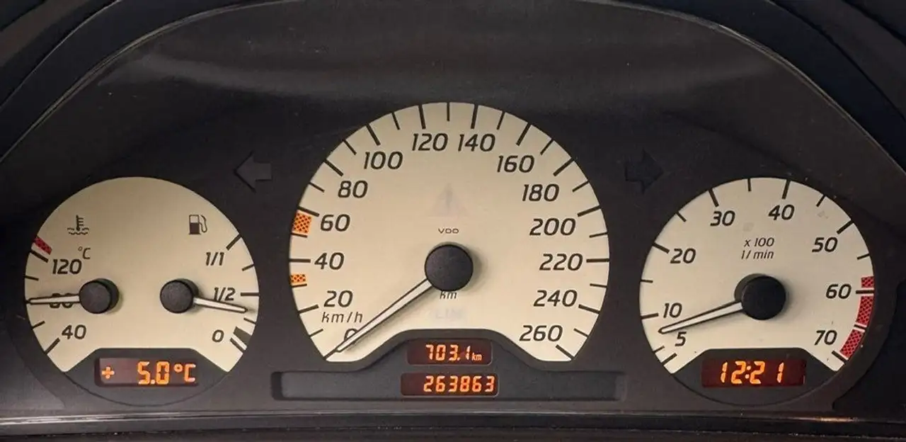 Mercedes-Benz CLK 230 Kompressor Sportausführung, foto 5