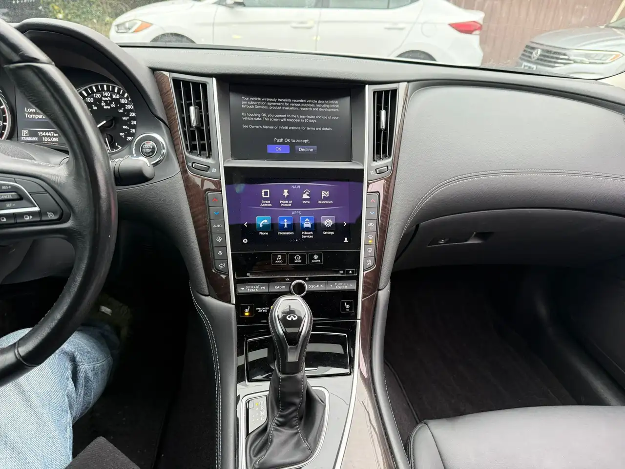 Infiniti Q50 снимка Infiniti Q50
