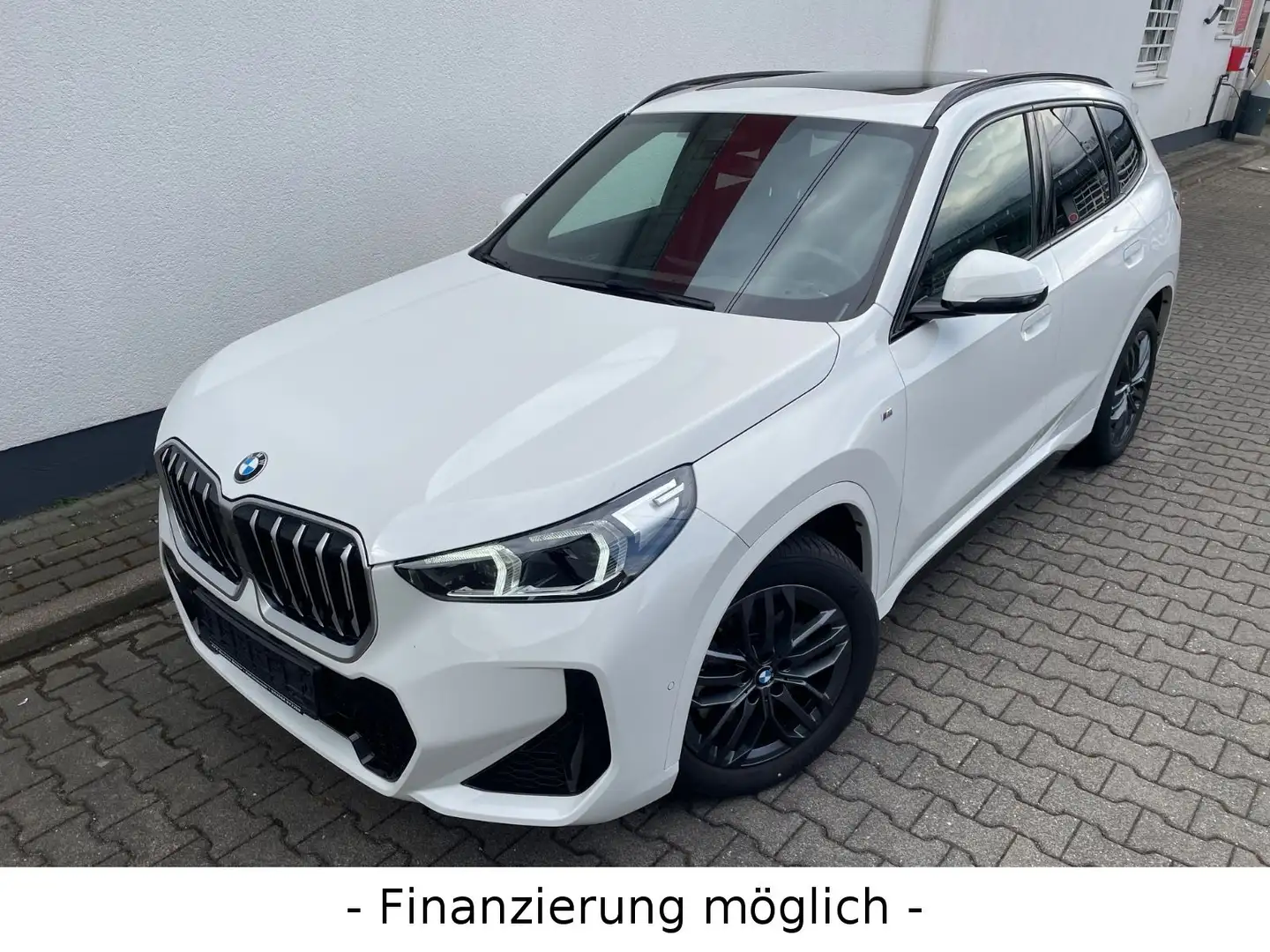 BMW X1 23 d xDrive/M Sport/PanoDach/RFK/AHK Blanc - 1