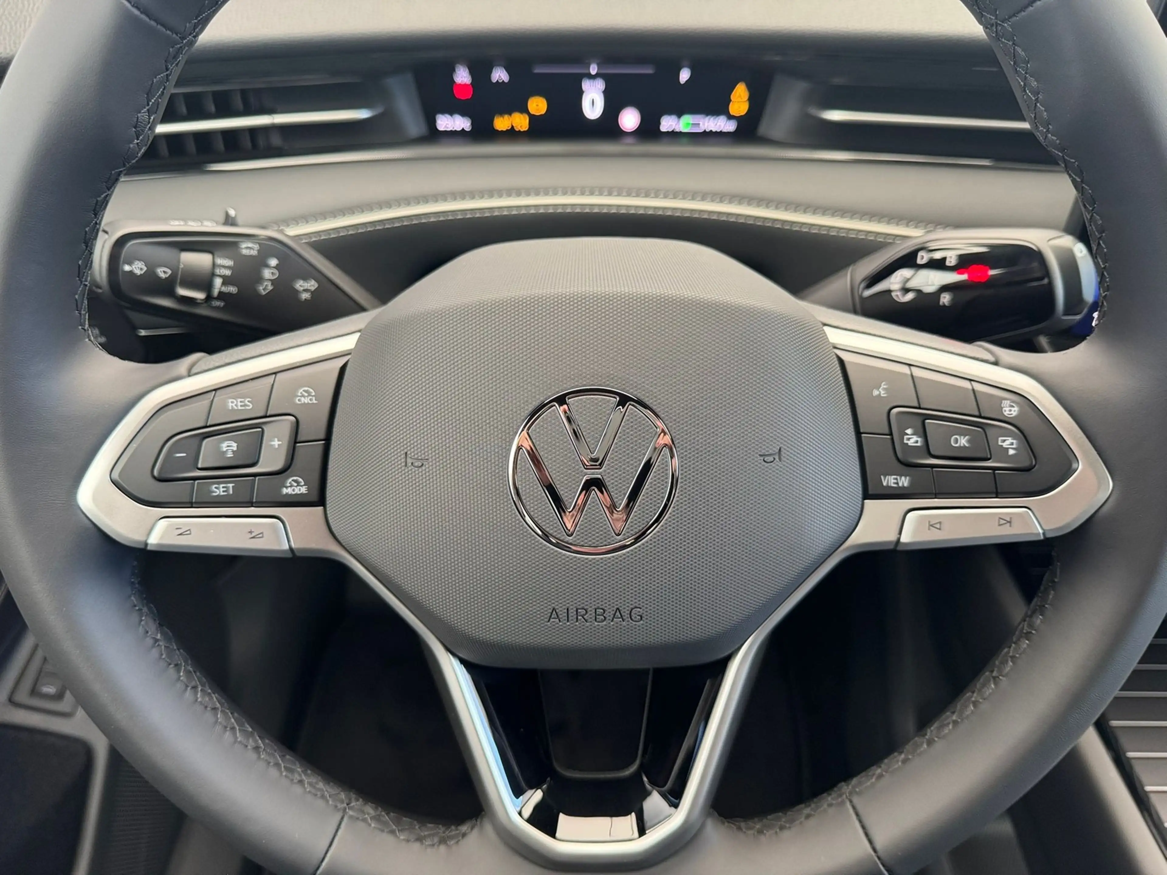 Volkswagen ID.7 Tourer Pro AHK+360°KAMERA+MATRIX+BLACK-STYLE+EA... — photo 8