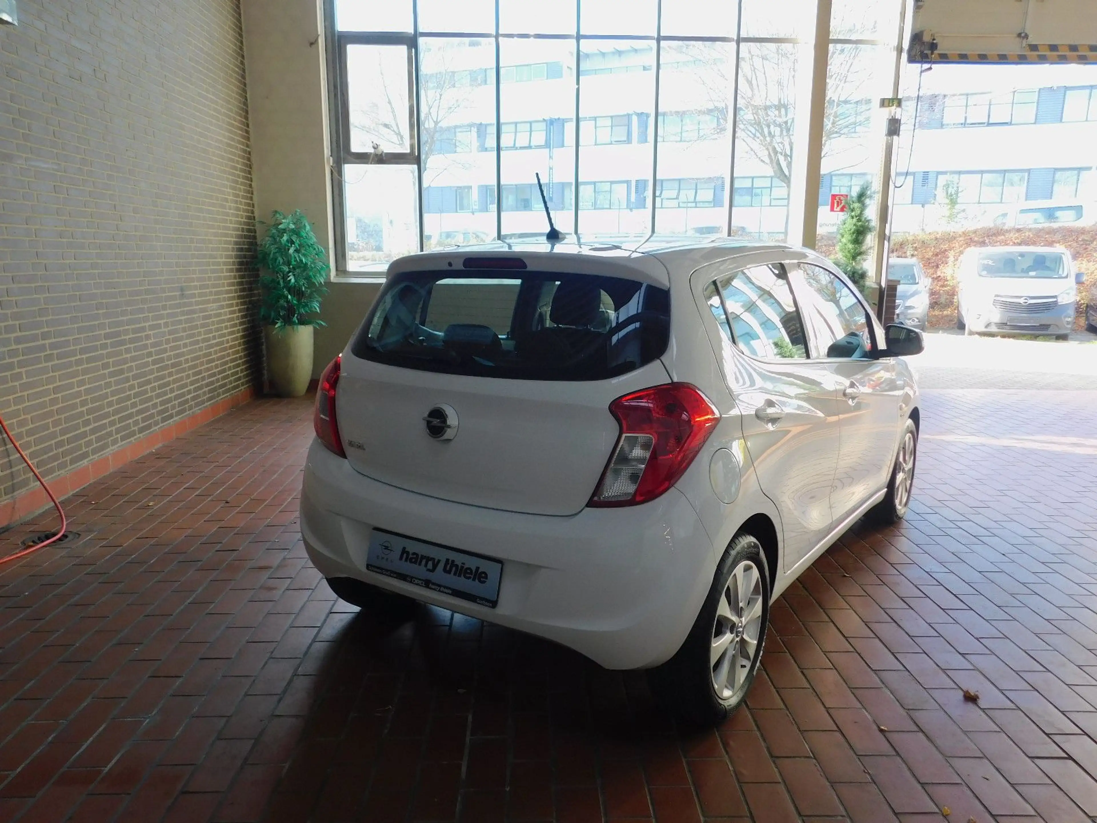 Opel Karl Active — photo 3