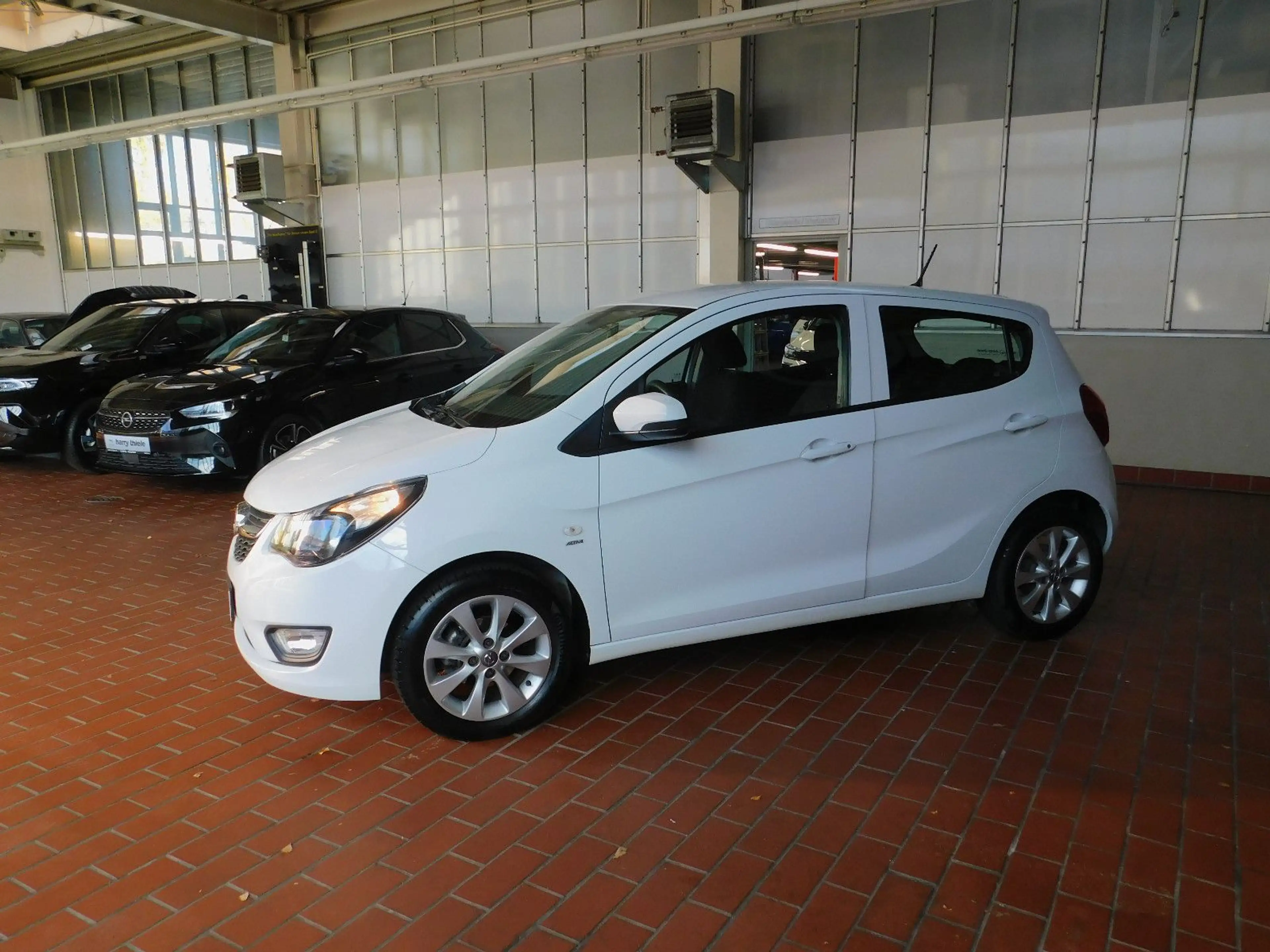 Opel Karl Active — photo 4