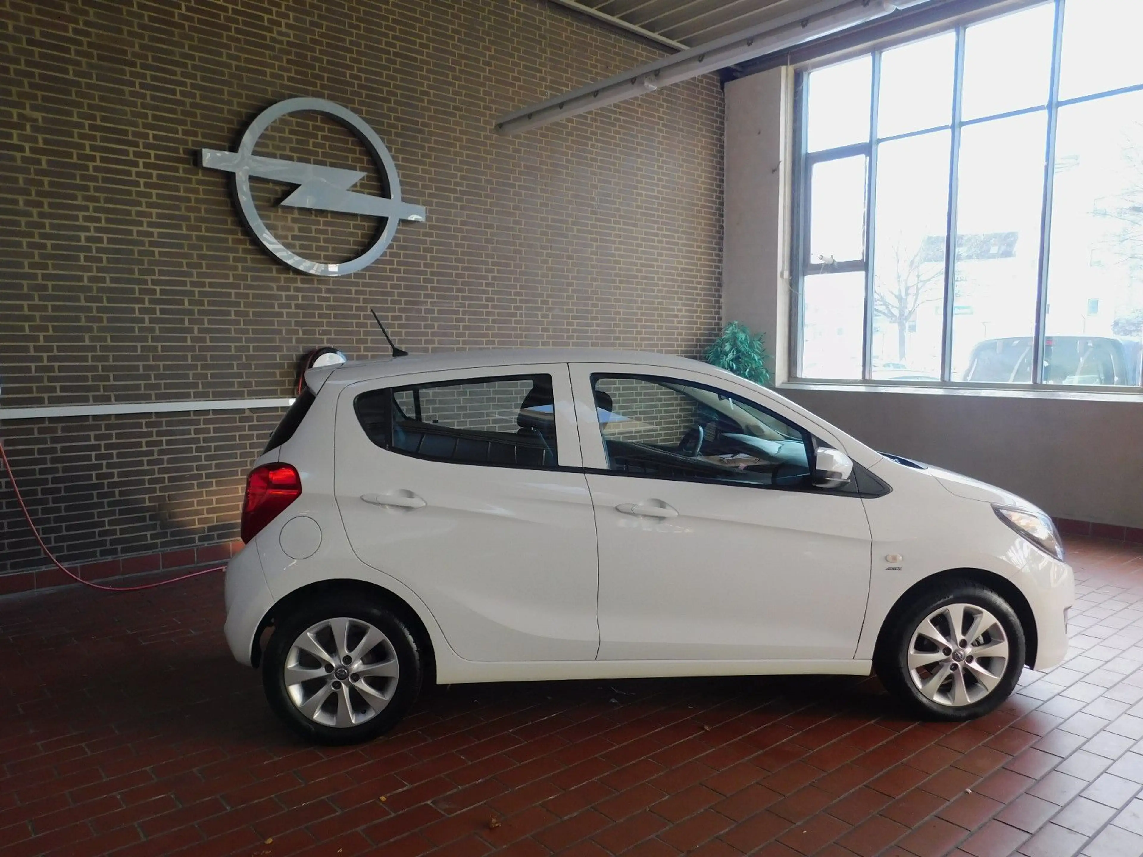 Opel Karl Active — photo 2