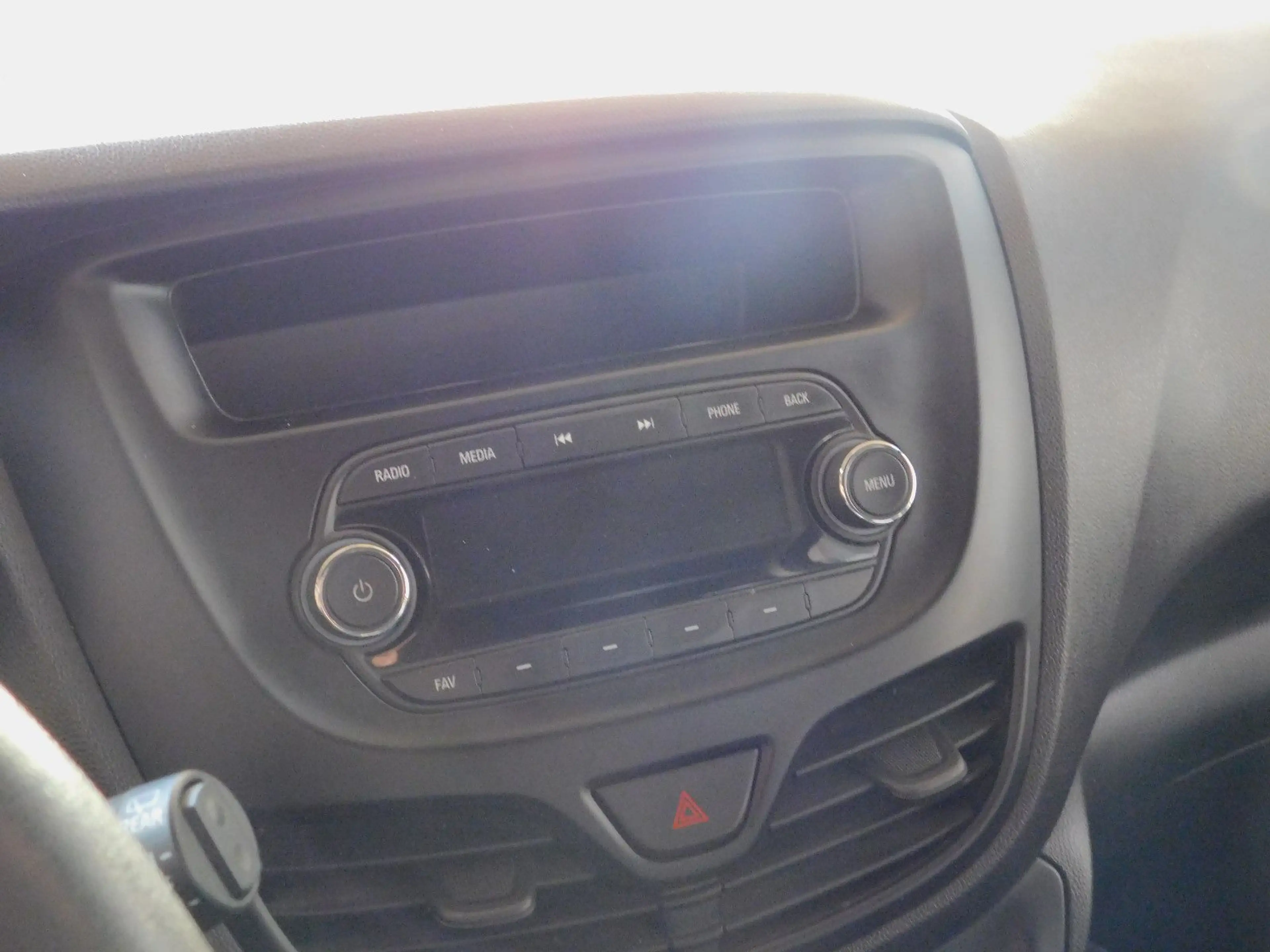 Opel Karl Active — photo 9
