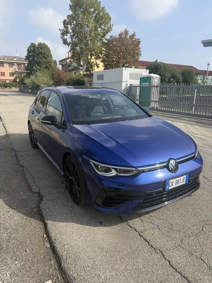 Volkswagen Golf R