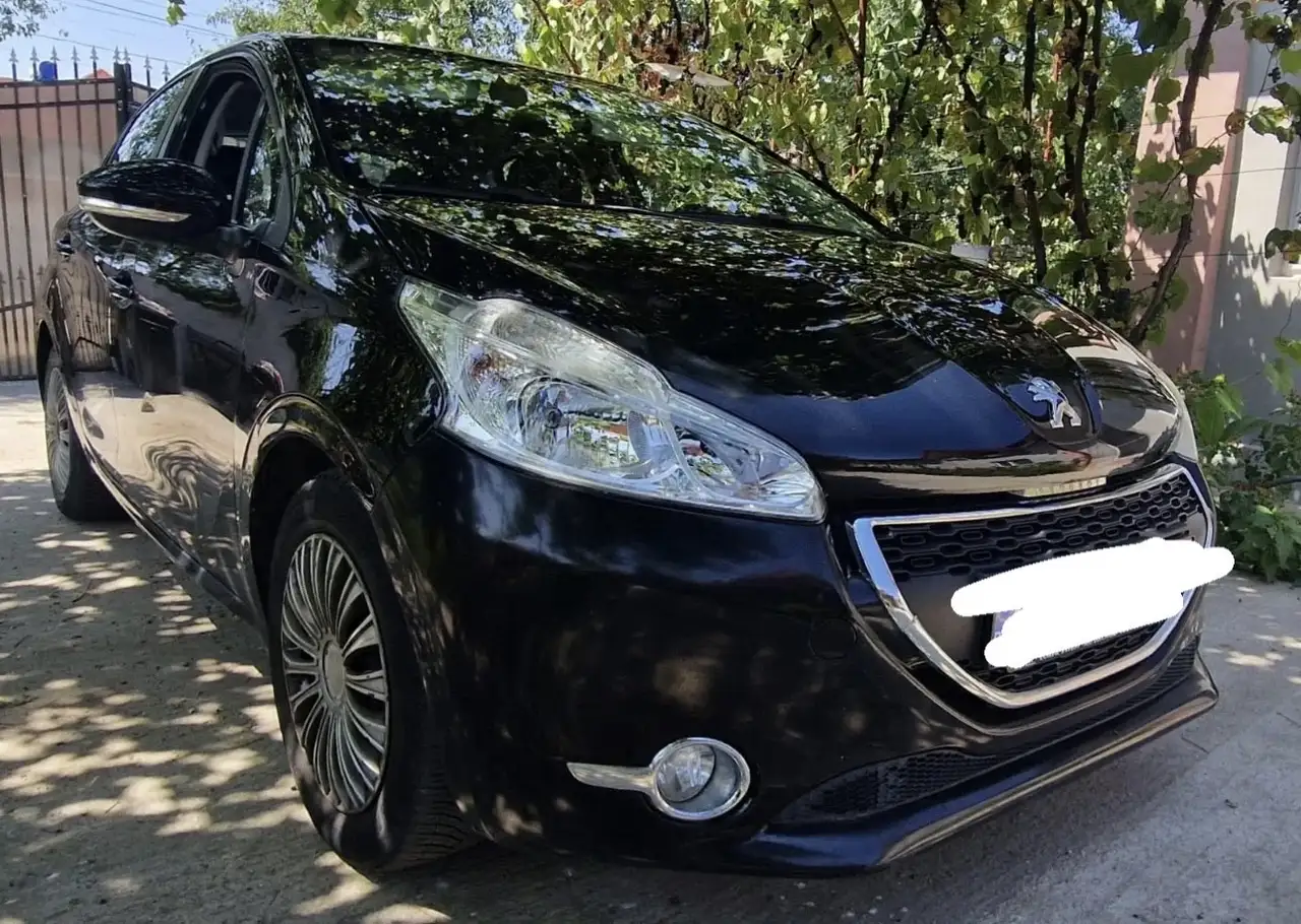 Peugeot 208 1.2 VTi 82ch BVM5 Active
