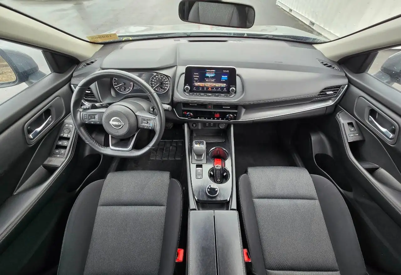 Nissan Rogue снимка Nissan Rogue