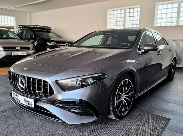 Mercedes-Benz A 35 AMG