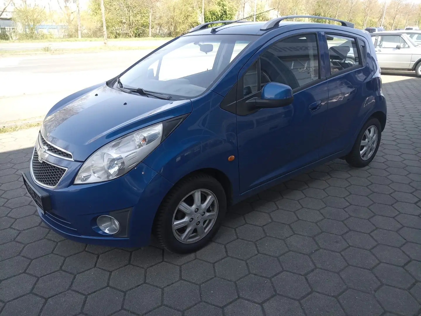 Chevrolet Spark LS+/HU neu Blau - 2