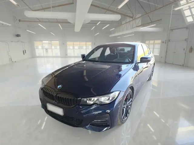 BMW 330 330D XDRIVE 48V MSPORT AUT. 4 PORTE BERLINA