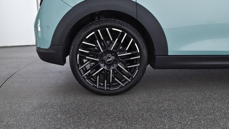 MINI Cooper S Favoured Trim — photo 13