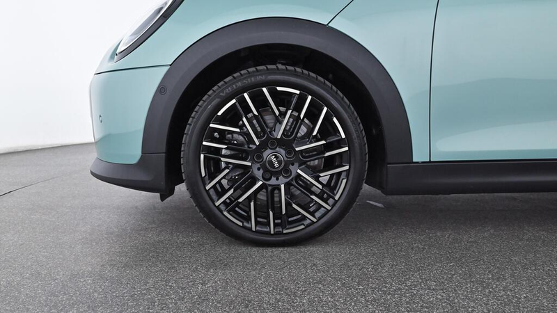 MINI Cooper S Favoured Trim — photo 10