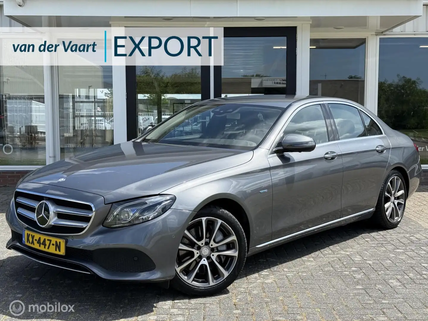 Mercedes-Benz E 350 e Lease Edition Prestige Plus / widescreen Grijs - 1
