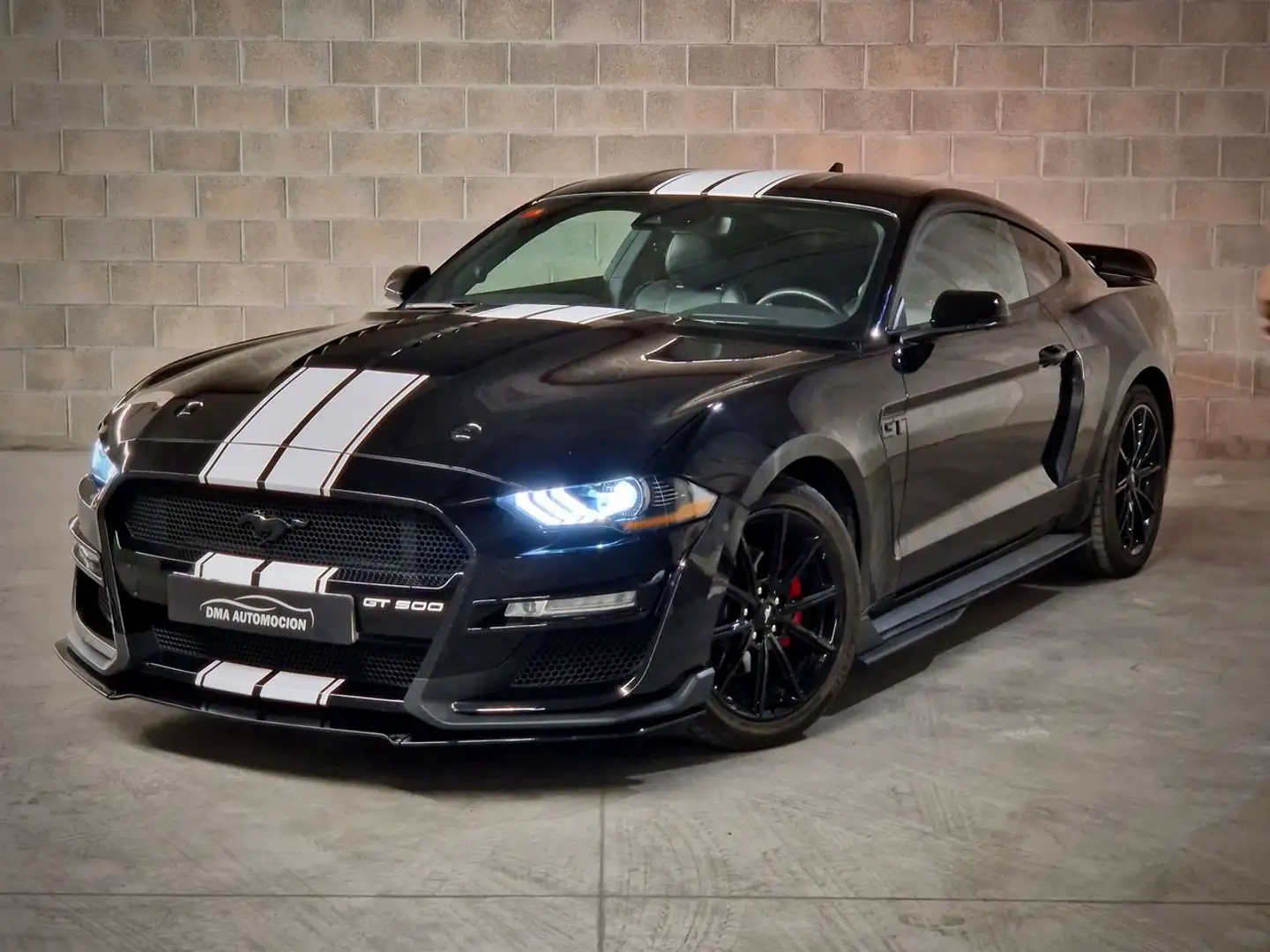Ford Mustang GT500 Schwarz - 1