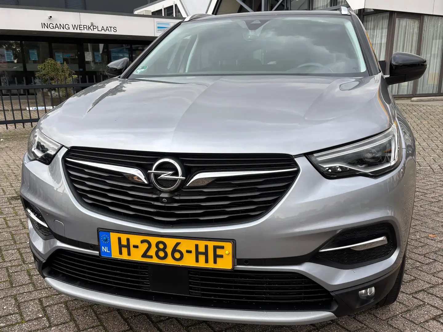 Opel Grandland X Grandland X 1.6 THybr Innovation Zilver - 2
