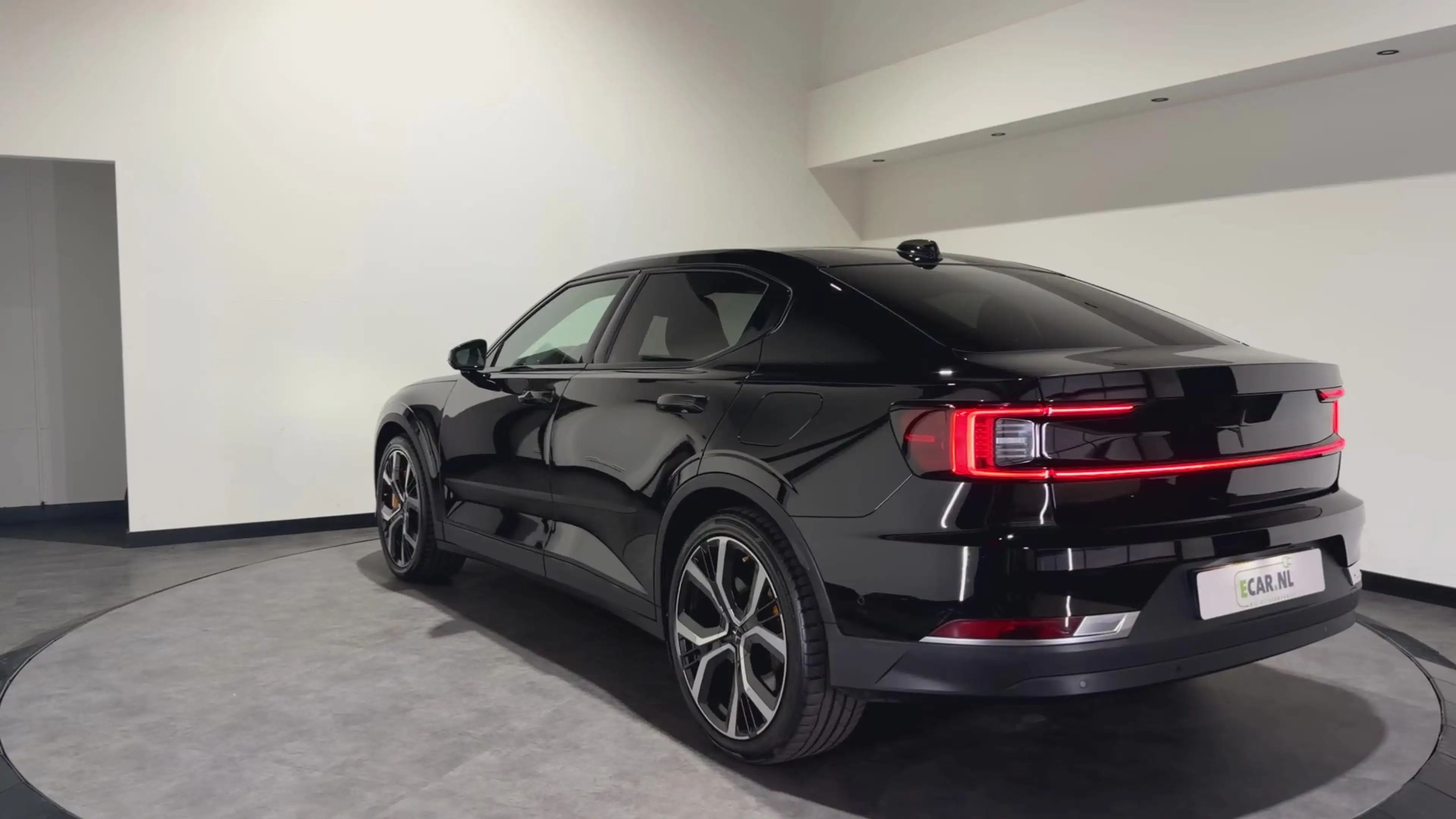 Polestar 2 Long Range Dual Motor Launch Edition 78kWh | SOH 9 — photo 5