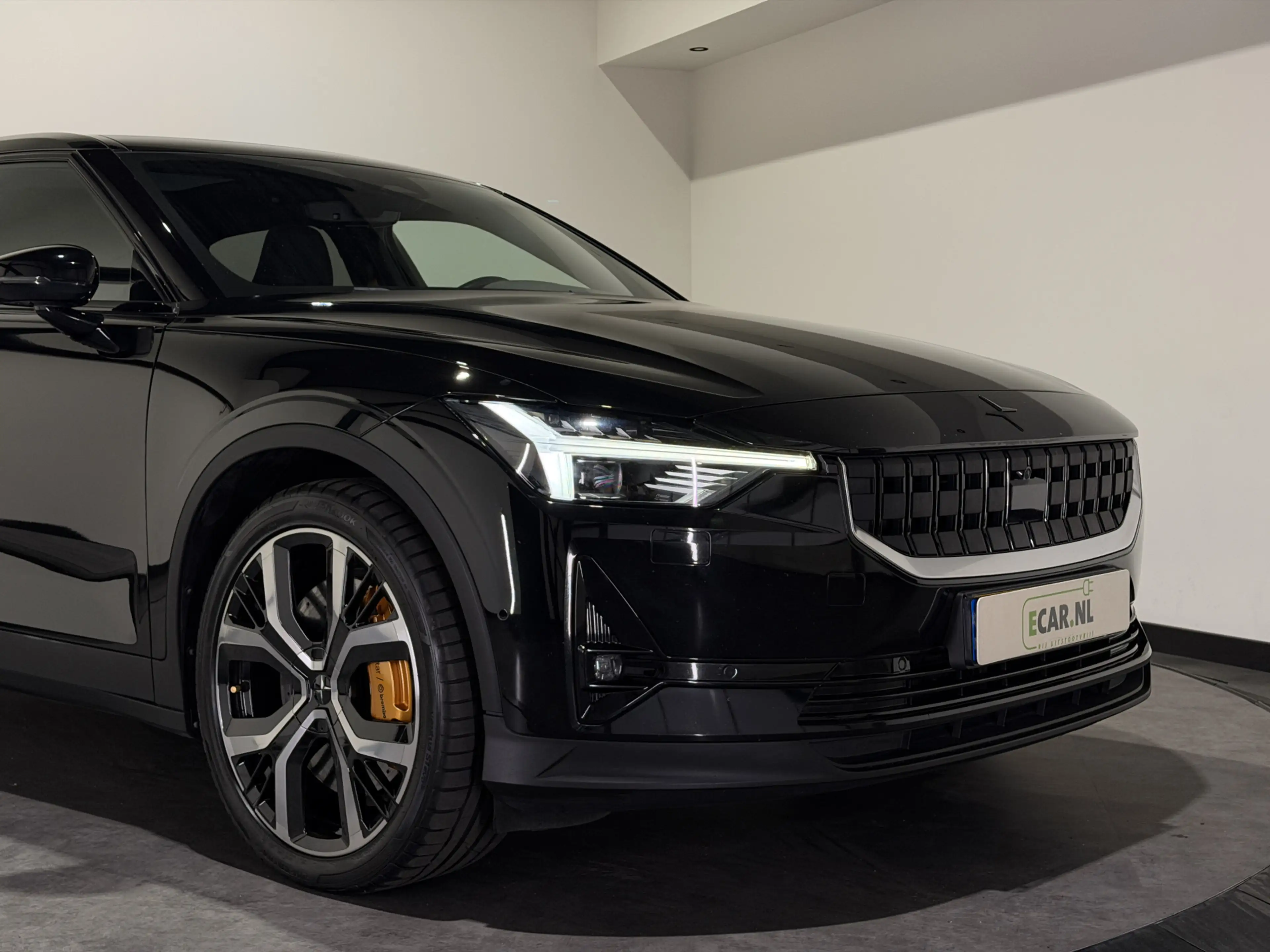 Polestar 2 Long Range Dual Motor Launch Edition 78kWh | SOH 9 — photo 9