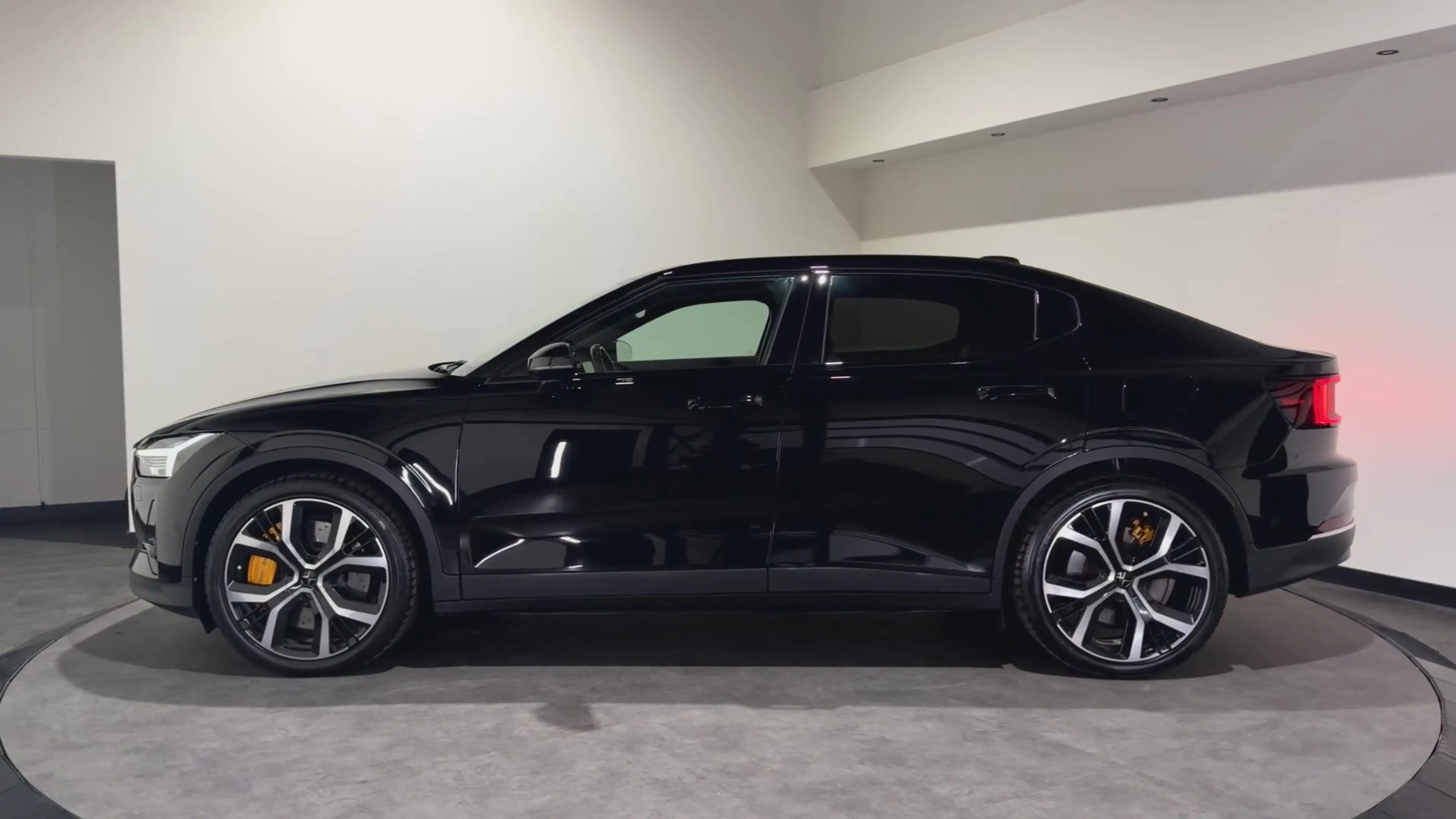 Polestar 2 Long Range Dual Motor Launch Edition 78kWh | SOH 9 — photo 6