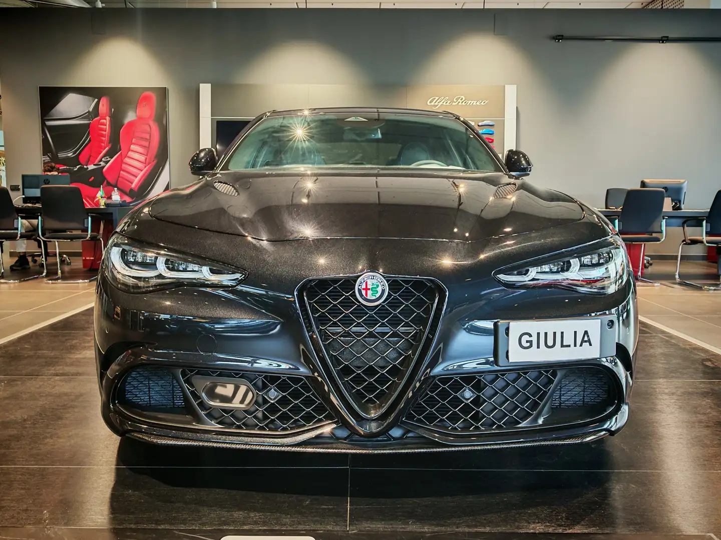 Alfa Romeo Giulia Quadrifoglio My24 V6 520 Cv Nero - 2