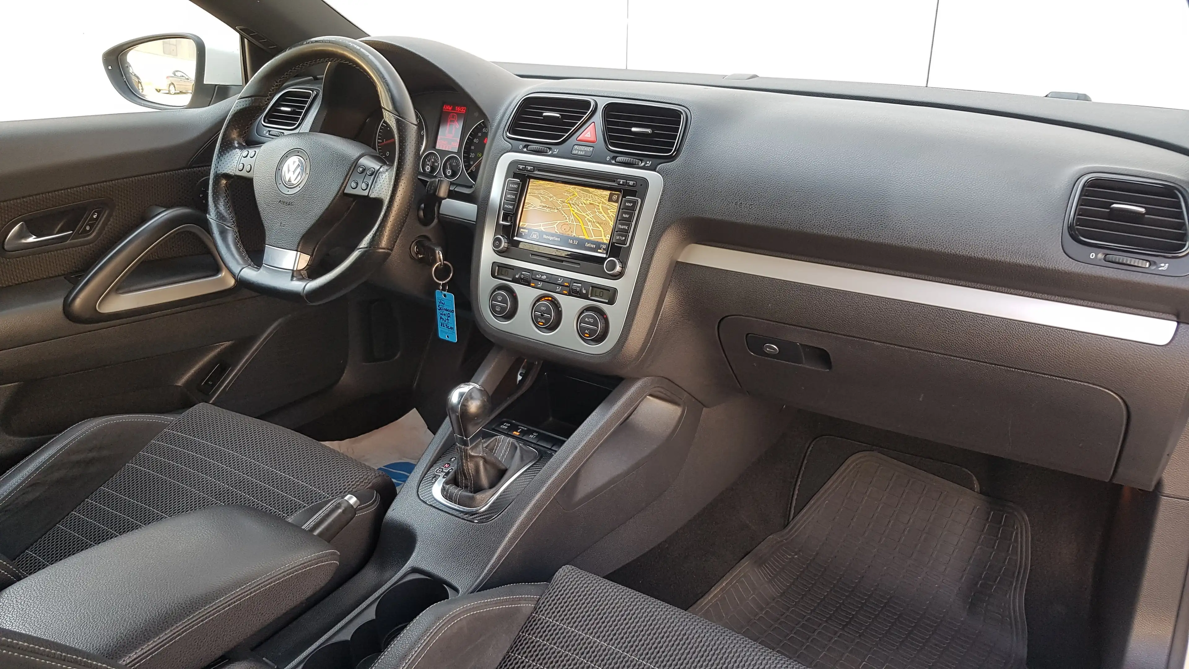 Volkswagen Scirocco 1.4 TSI DSG*STEUERKETTE-INSP.TÜV NEU* — photo 12