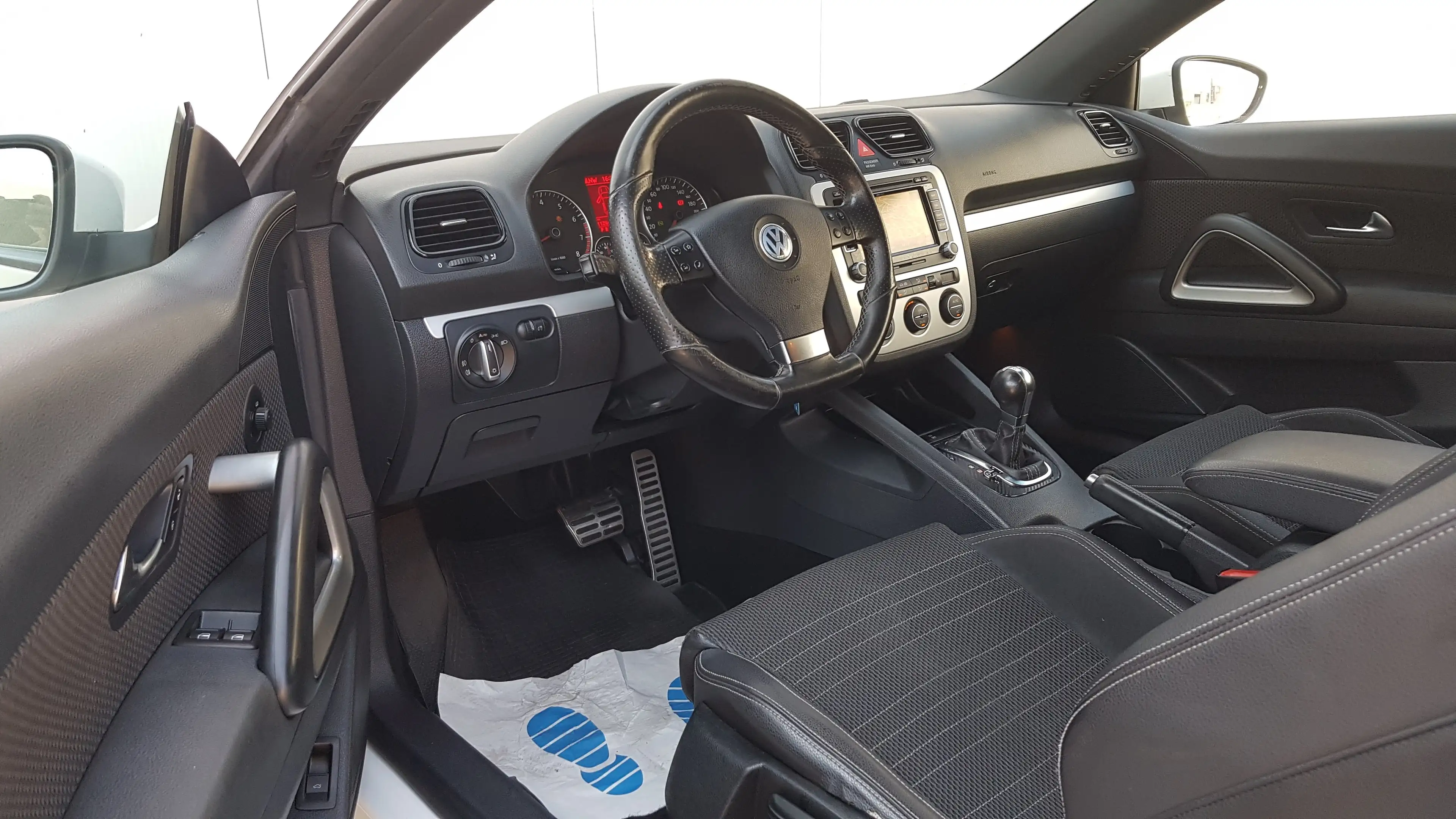 Volkswagen Scirocco 1.4 TSI DSG*STEUERKETTE-INSP.TÜV NEU* — photo 10