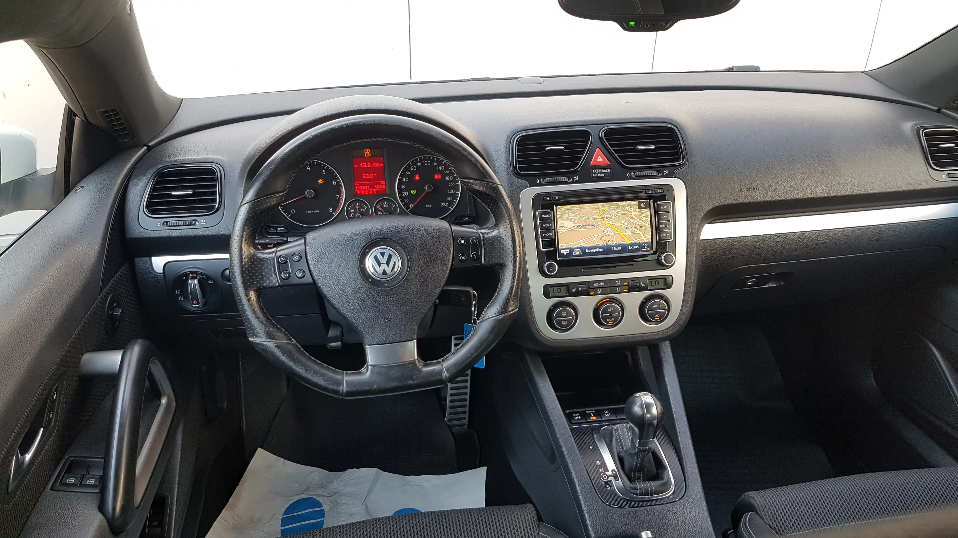 Volkswagen Scirocco 1.4 TSI DSG*STEUERKETTE-INSP.TÜV NEU* — photo 11