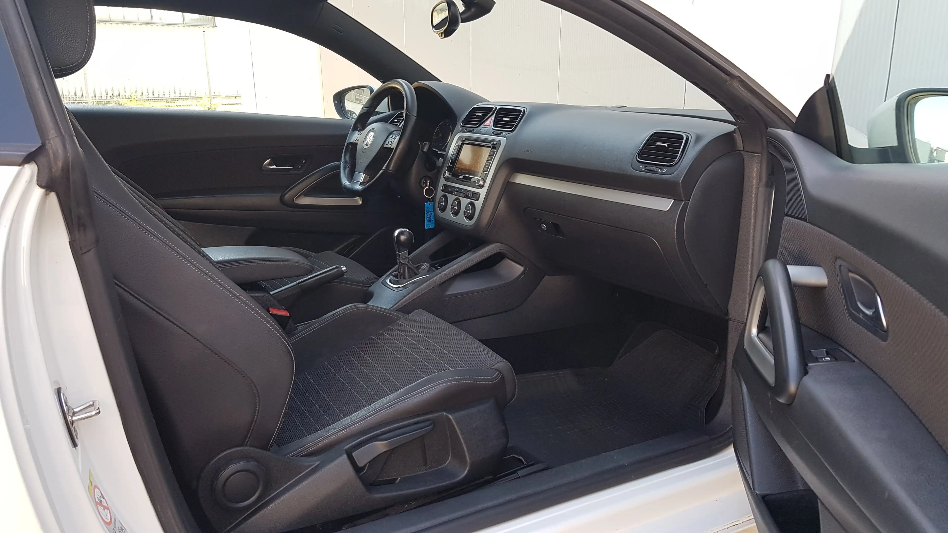 Volkswagen Scirocco 1.4 TSI DSG*STEUERKETTE-INSP.TÜV NEU* — photo 13