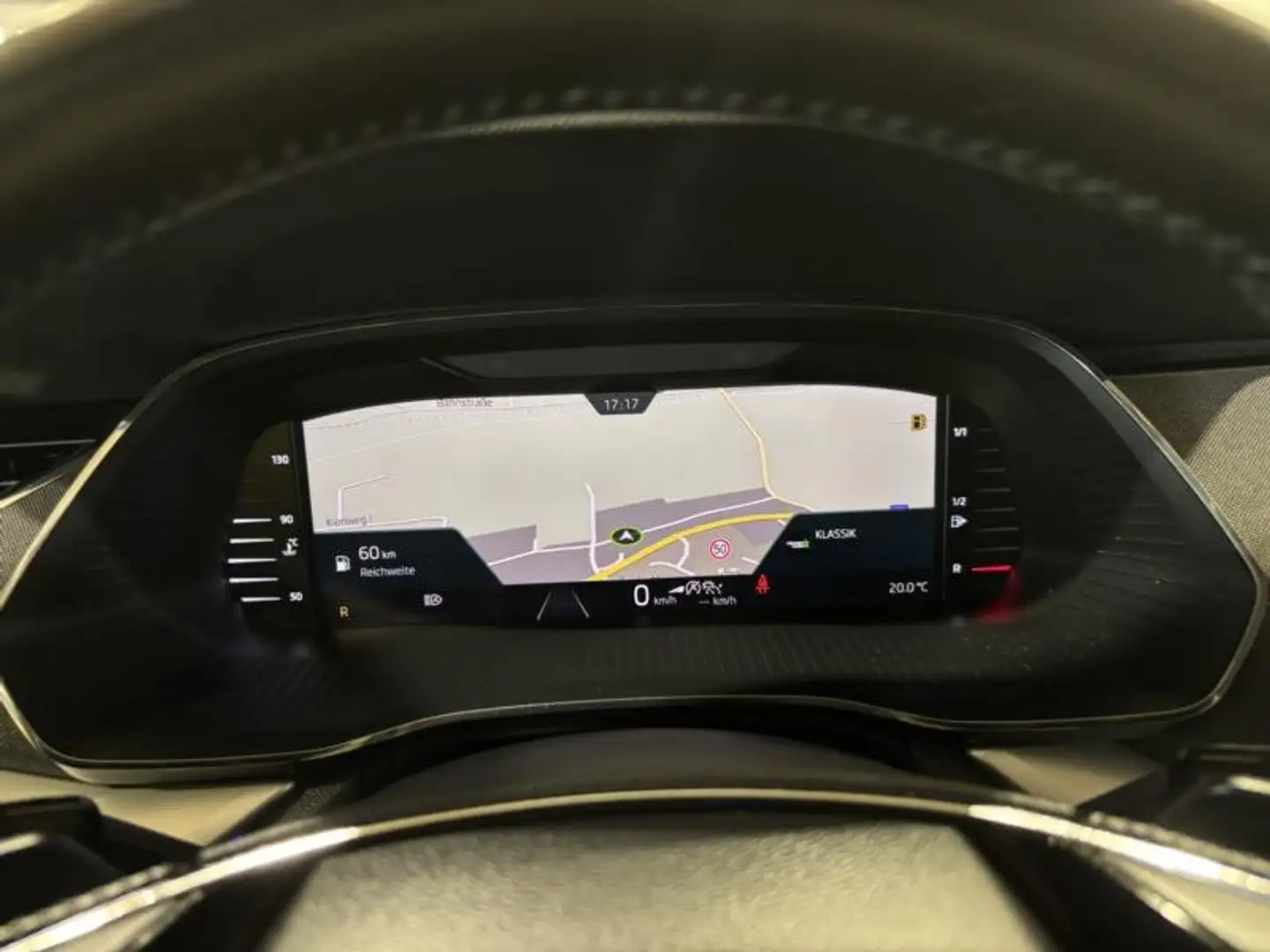 Skoda Octavia 2,0DSG LED VIRTUAL COCKPIT HEAD-UP LED MATRIX Schwarz - 2