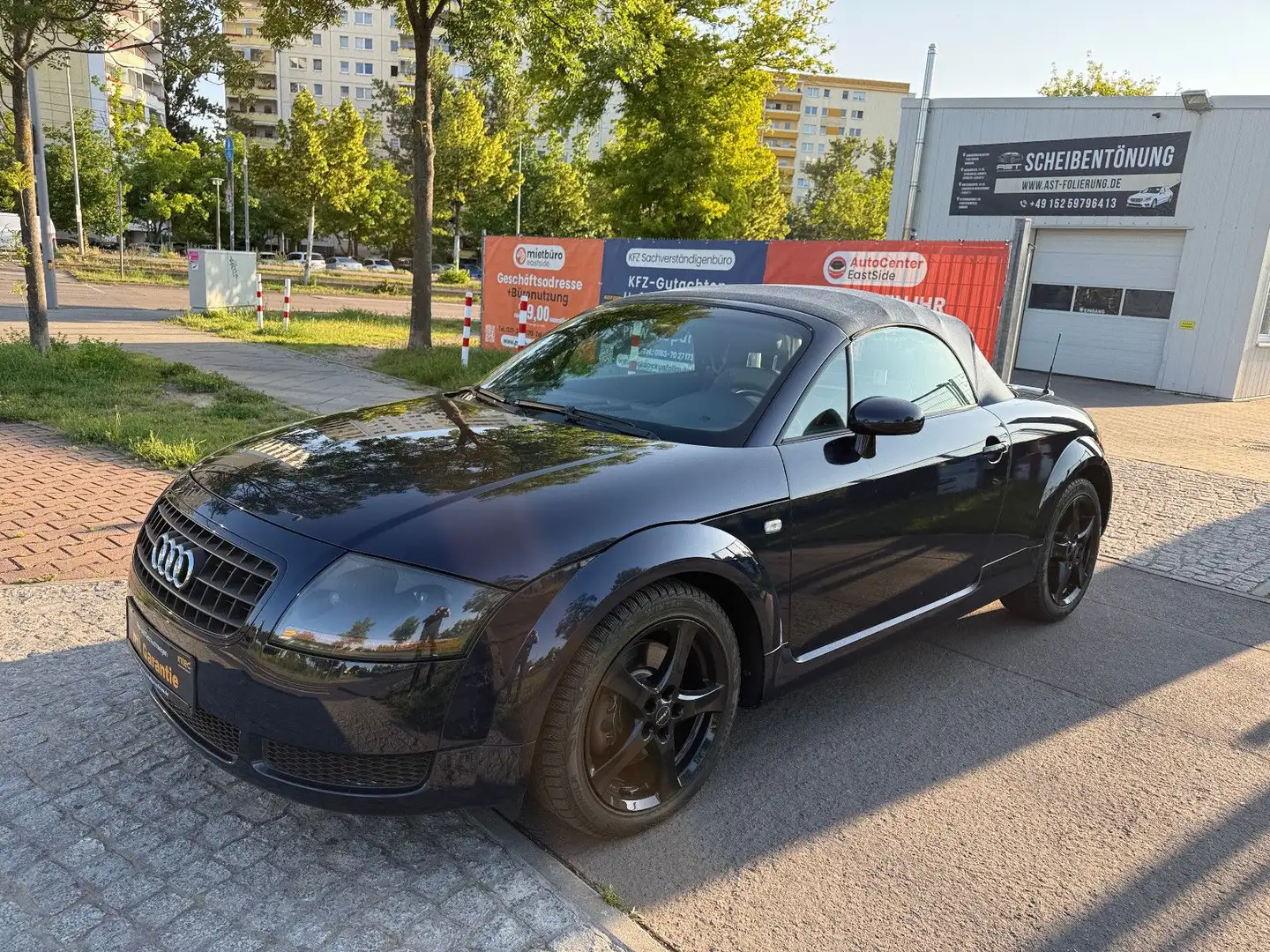 Audi TT Cabrio 1.8 T FINANZIERUNG HIER MÖGLICH Blau - 1