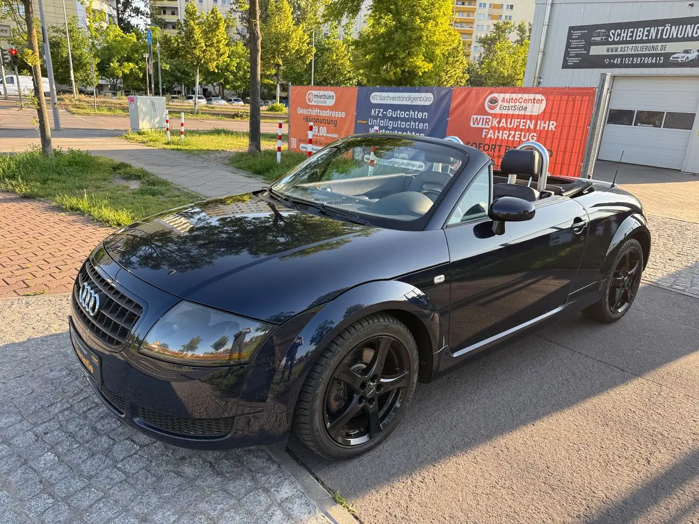 Audi TT Cabrio 1.8 T FINANZIERUNG HIER MÖGLICH Blau - 2