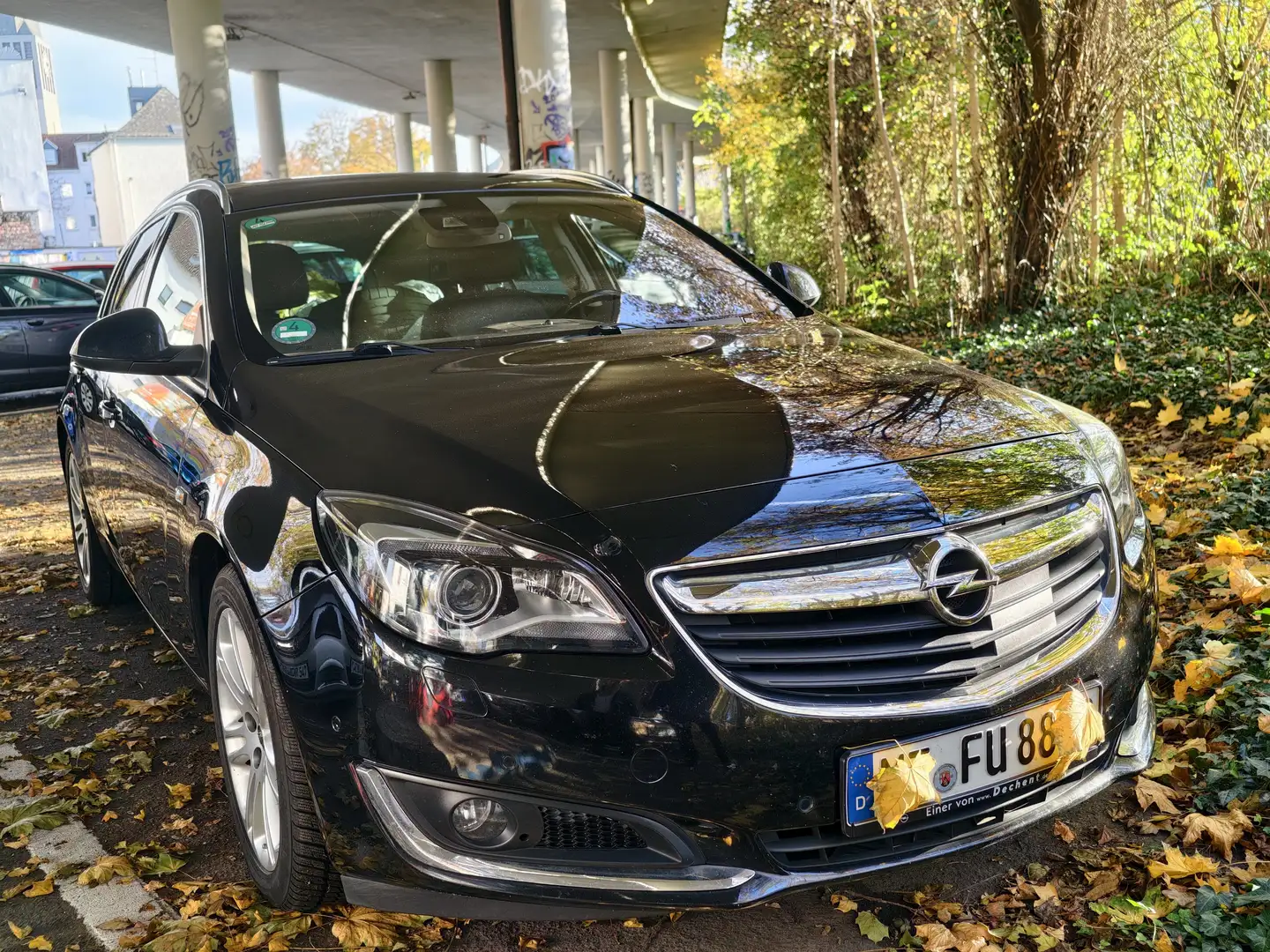 Opel Insignia Business Innovation Schwarz - 1
