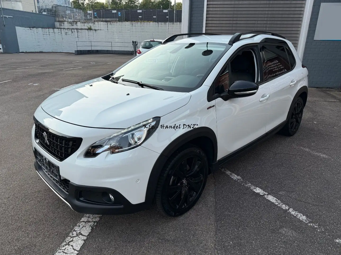 Peugeot 2008 GT-Line *AUTOMATIK*LED*KAMERA*CARPLAY*AHK* Blanco - 1