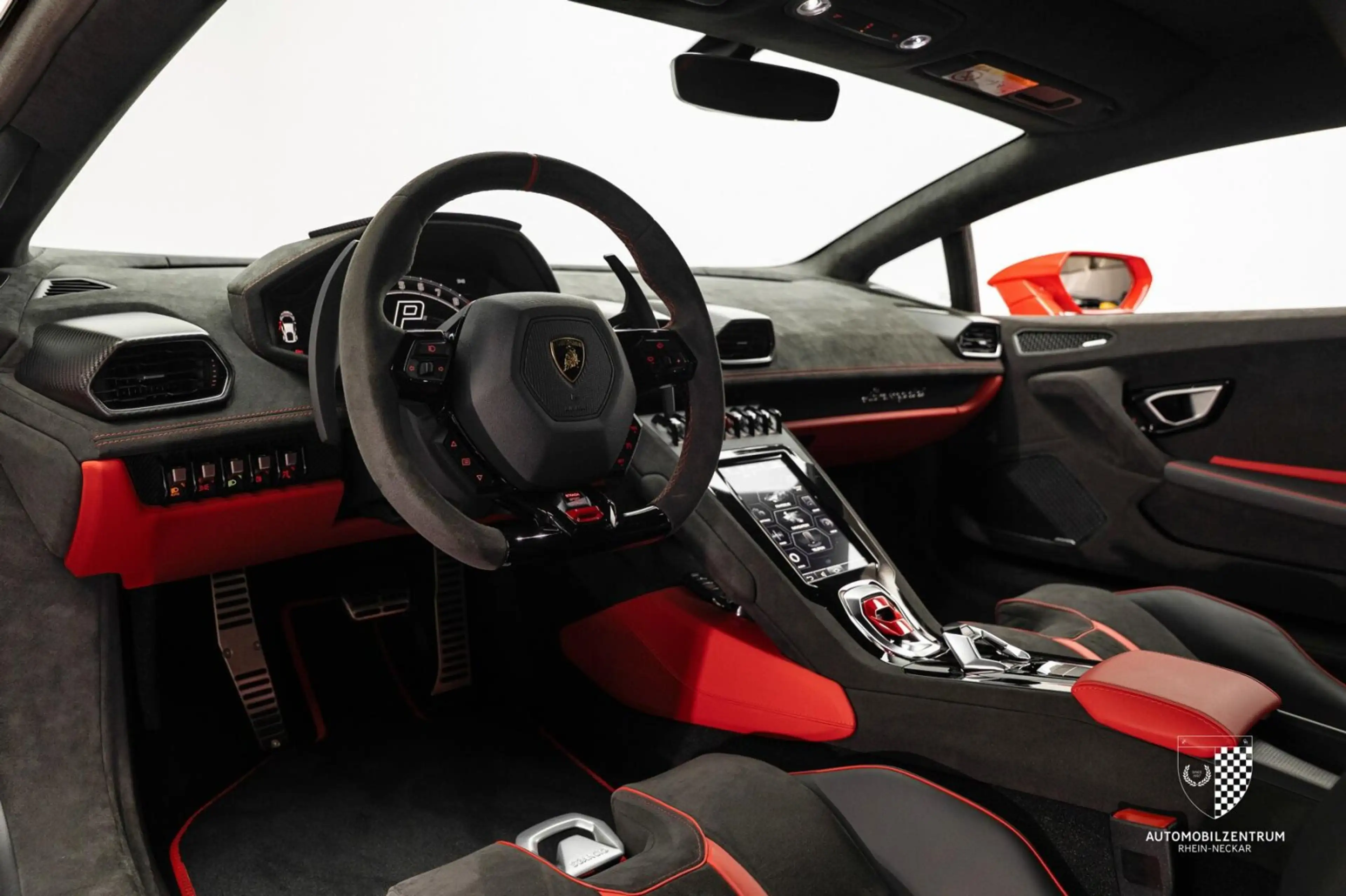 Lamborghini Huracán Huracán Tecnica Style/CarbonBonnet/SportSeat/PPF — photo 11