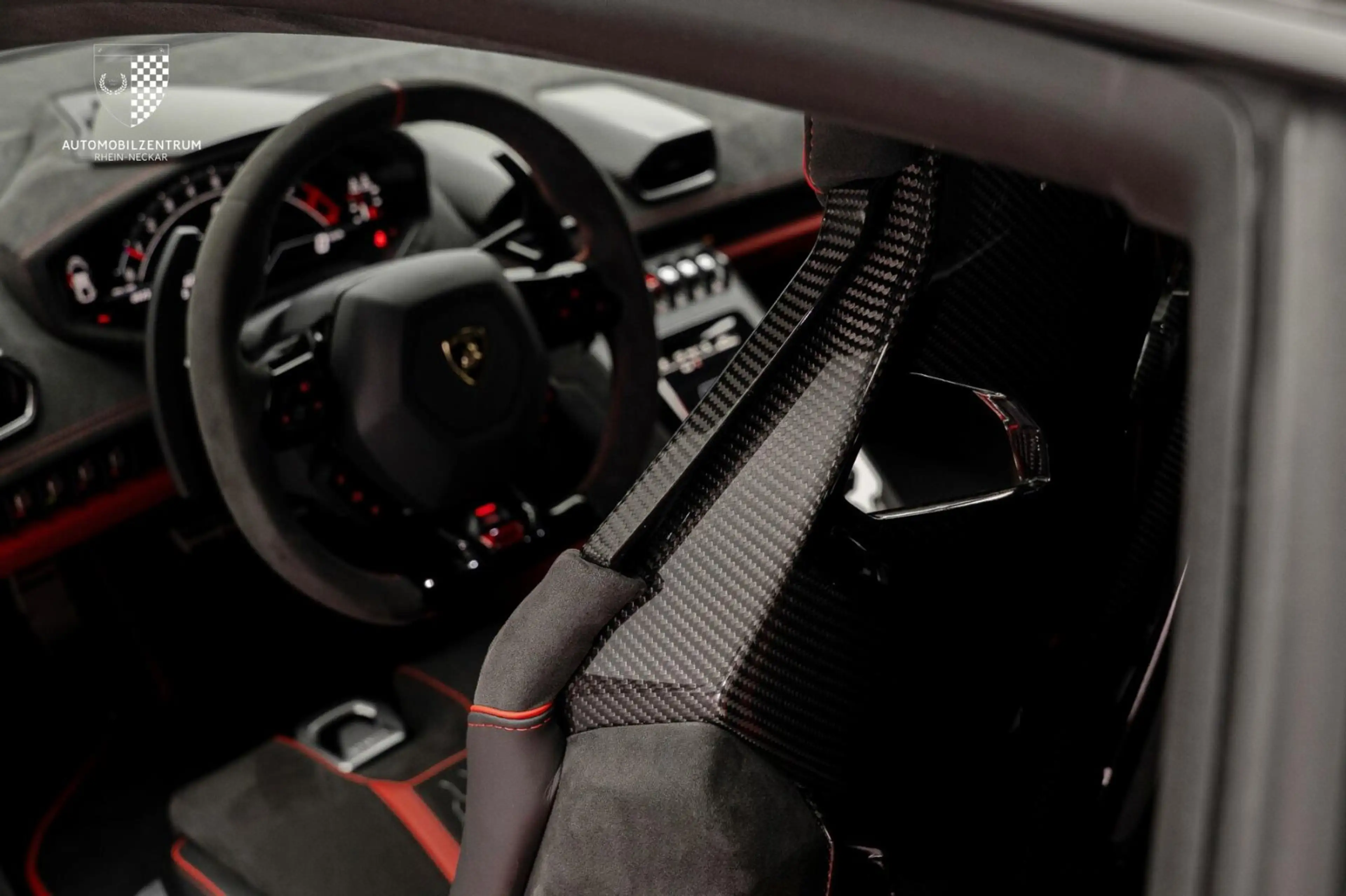 Lamborghini Huracán Huracán Tecnica Style/CarbonBonnet/SportSeat/PPF — photo 13