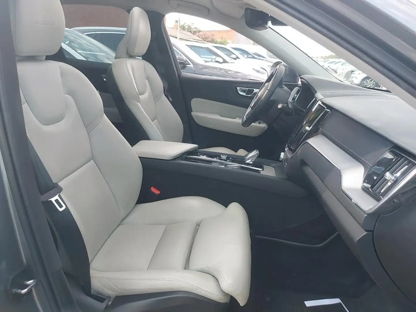 Volvo XC60 2.0 T8 AWD Recharge Inscription Auto - 2