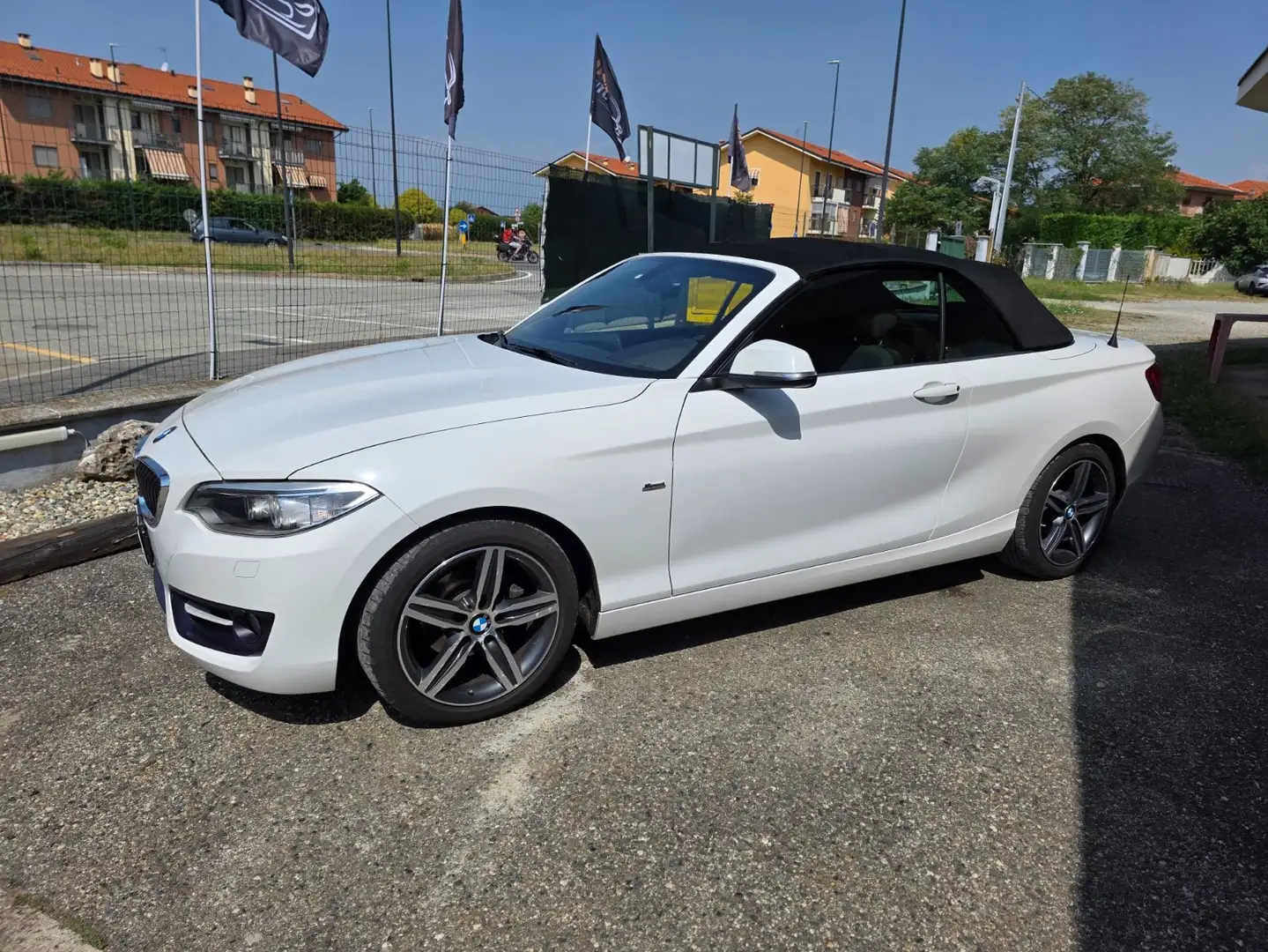 BMW 218 Serie 2 F23 Cabrio 218d Cabrio Msport Weiß - 1